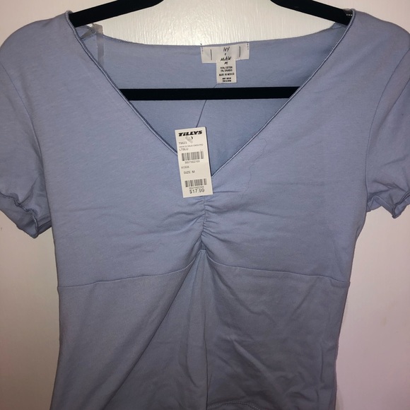 Tilly's Tops - Pastel purple crop top tee